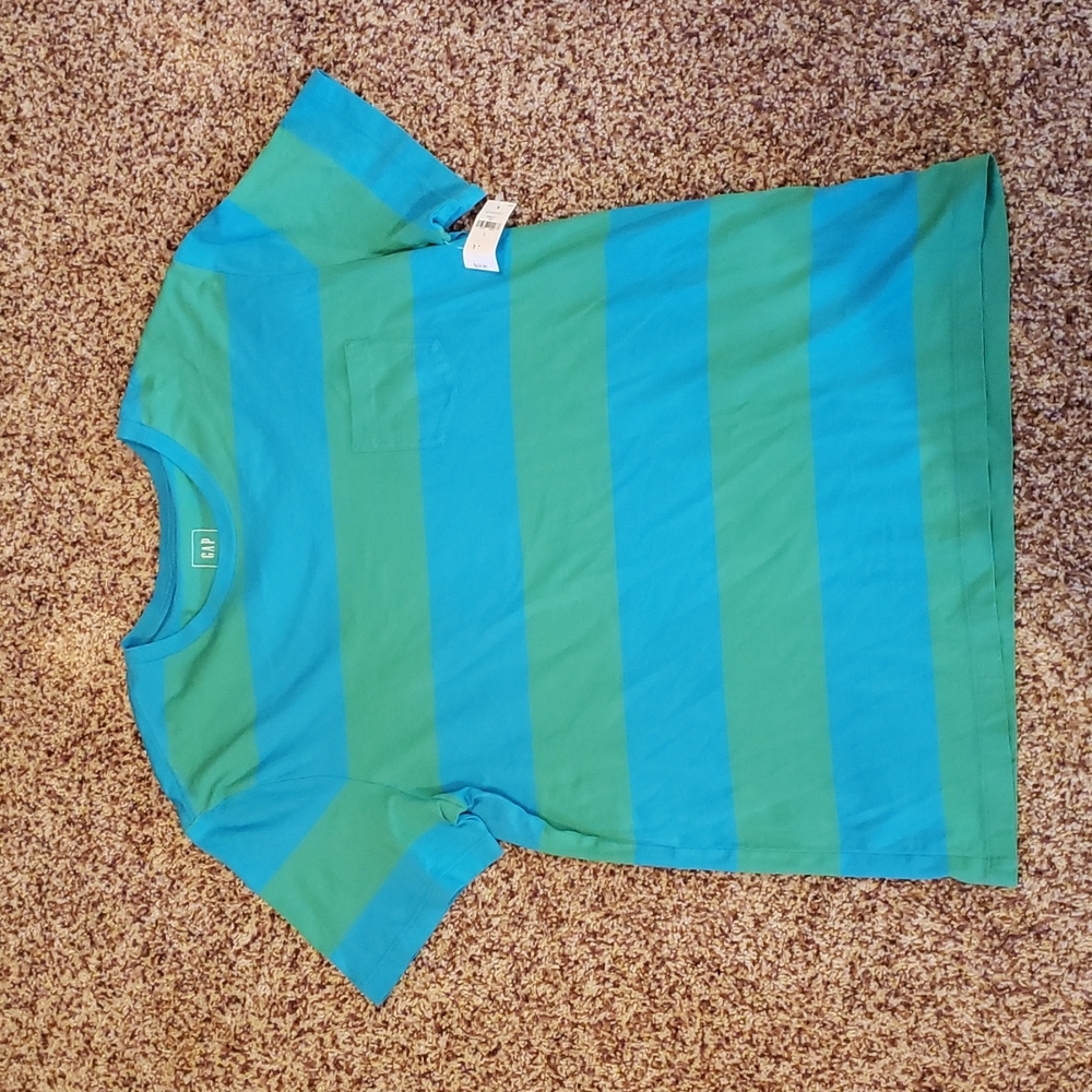 MENS LARGE GAP TSHIRT